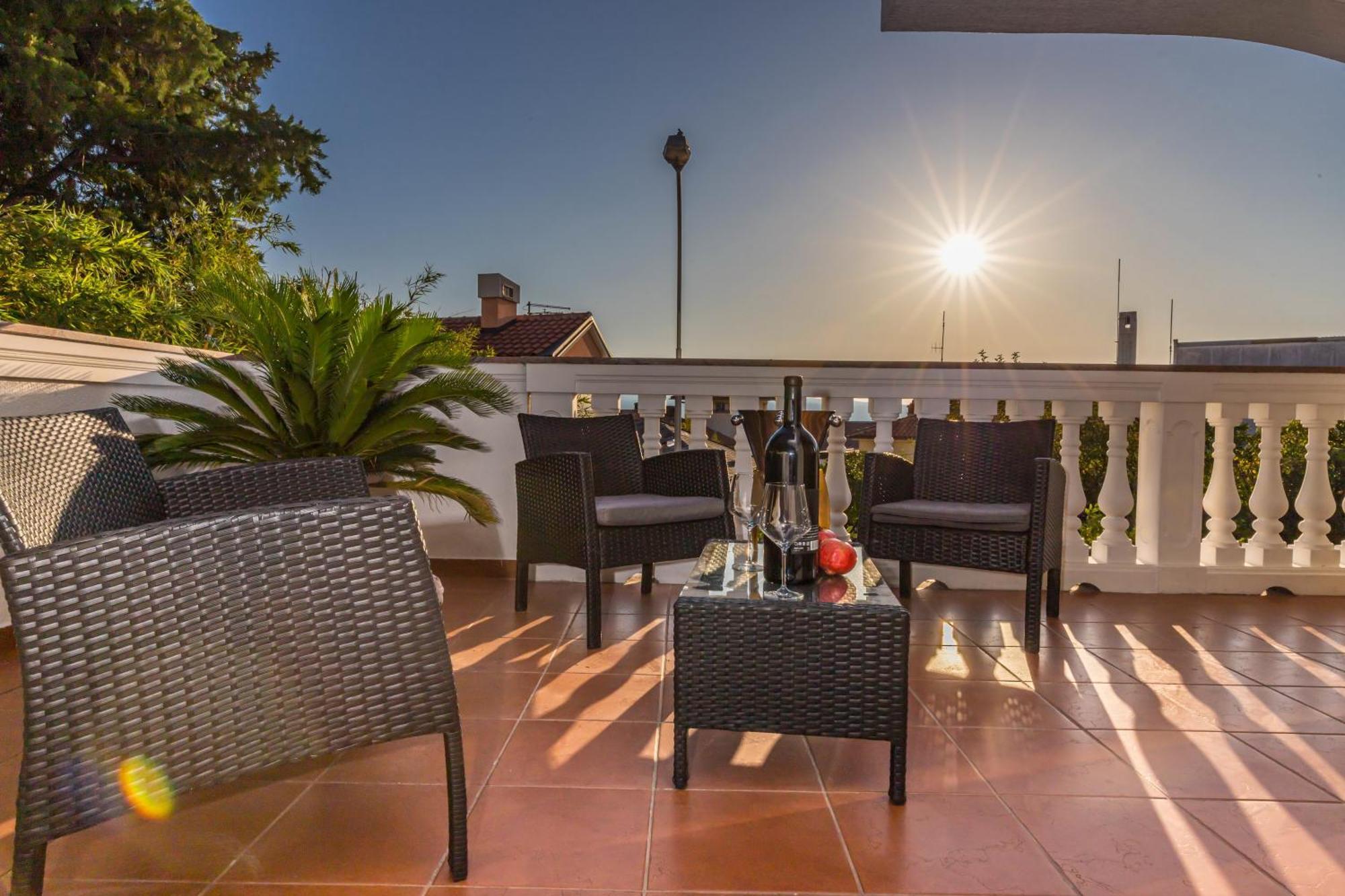 Rubin Kitchen&Wine Rooms Crikvenica Esterno foto